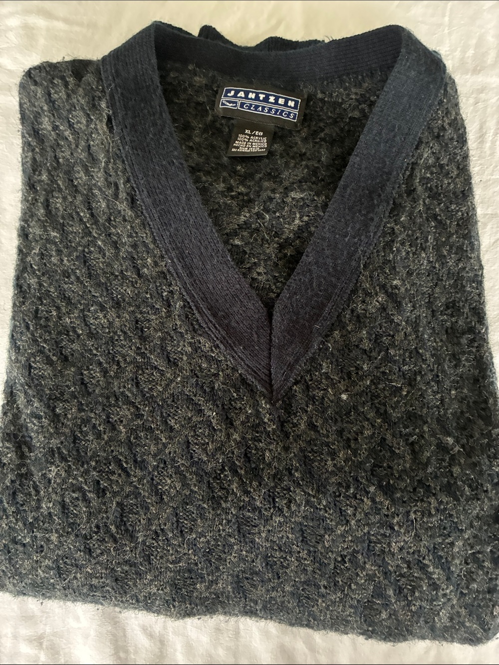 Vintage Jantzen Men's Charcoal Gray with Navy trim V-Neck Sweater